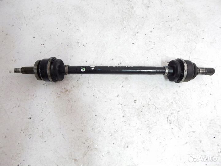 Полуось задняя левая Kia Stinger CK 3.3 T-GDi 4WD