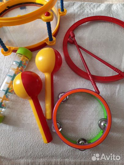 Набор музыкальных инструментов