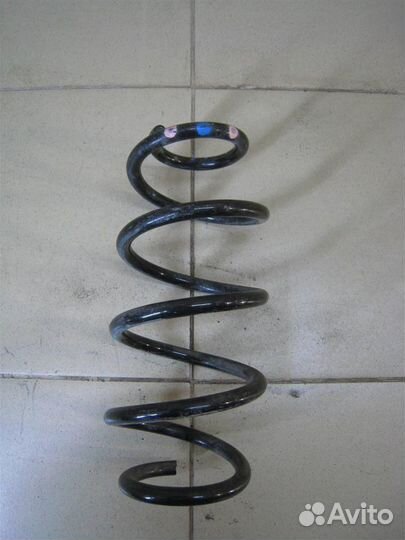 Пружина задней подвески Toyota Auris E18 2015