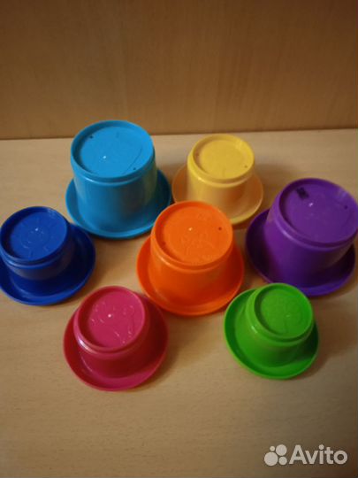 Пирамидка стаканчики