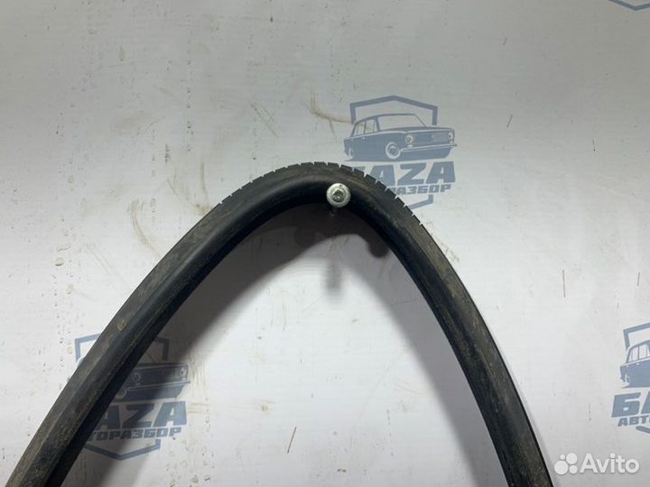 Уплотнитель стекла задний левый Daewoo Nexia N150