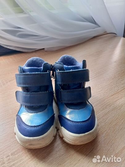Ботинки демисезонные для девочки 22-23 размер