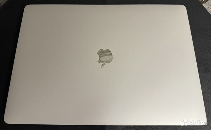 MacBook Pro 16 i9 64GB 1TB Silver Редкий