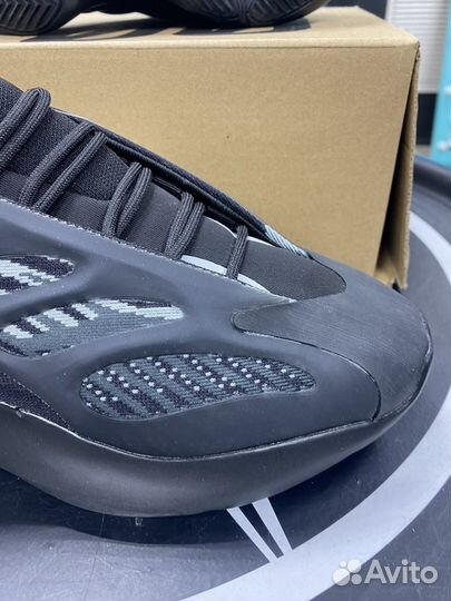 Кроссовки Adidas Yeezy boost 700 люкс