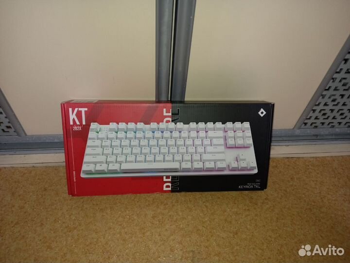 Red Square Keyrox TKL g3ms White
