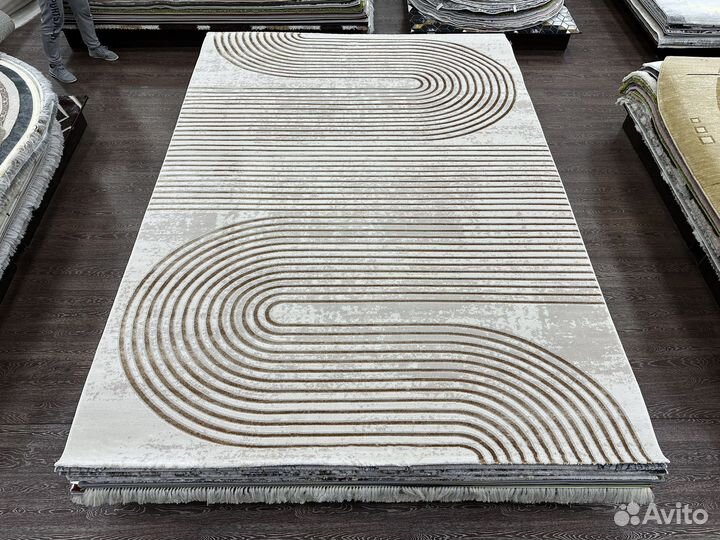 Ковер 240 х 340 новый