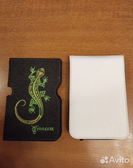 Электронная книга PocketBook 650 + два чехла