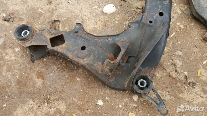 Подрамник передний audi a6 c5 a4 b5 passat b5