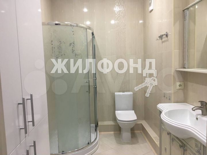 1-к. квартира, 42 м², 10/15 эт.