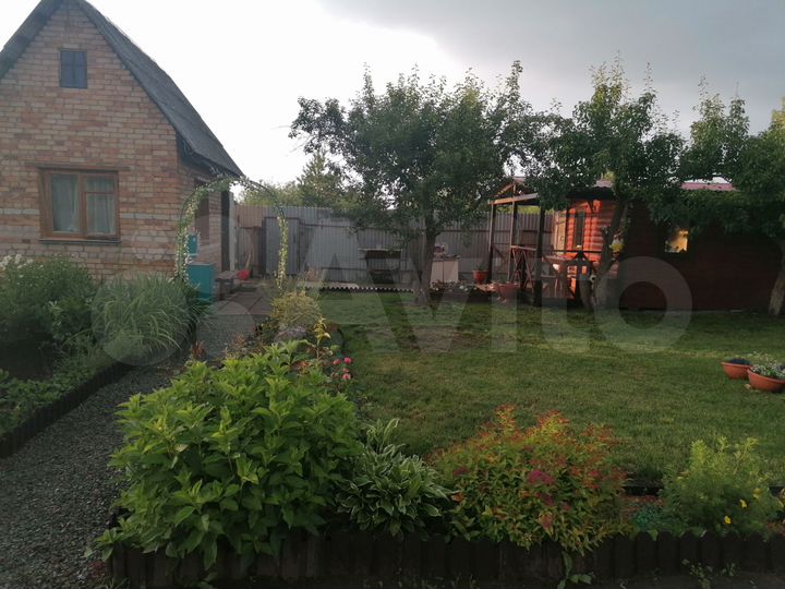 Дача 10 м² на участке 4 сот.