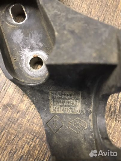 Рено флюенс кронштейн крепления тросов