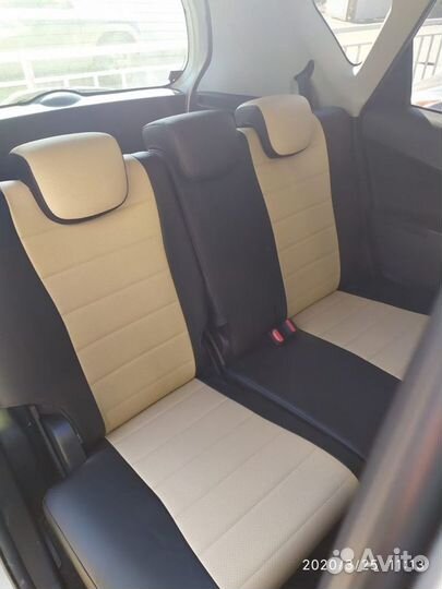 Чехлы Toyota Ractis 120