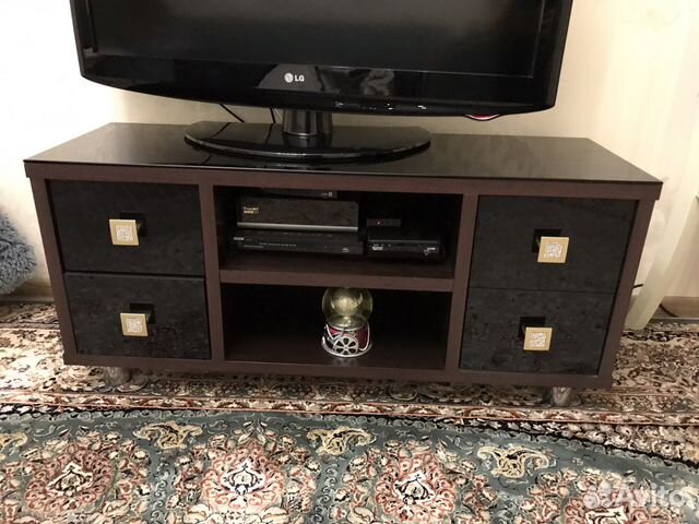 Тумба под телевизор, подставка