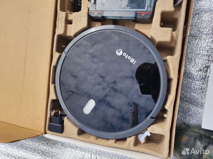Робот-пылесос айбото аква v715b