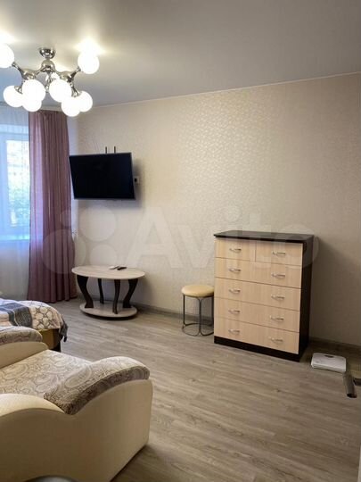 1-к. квартира, 42 м², 3/9 эт.