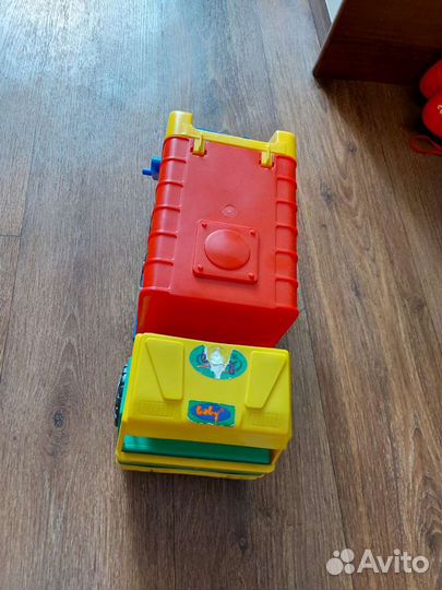Машинка детская