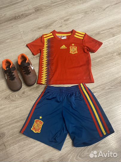 Футбольная форма Adidas