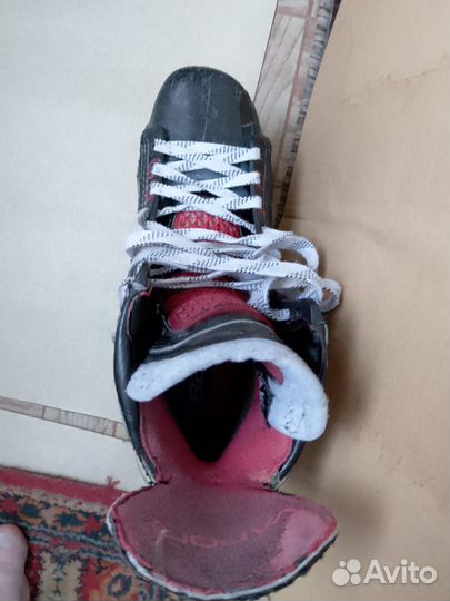 Хоккейные коньки bauer