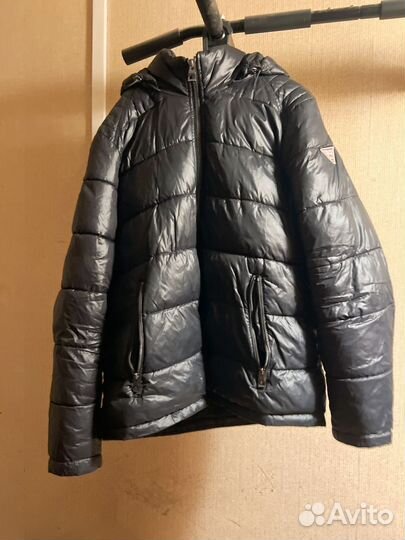 Пуховик guess