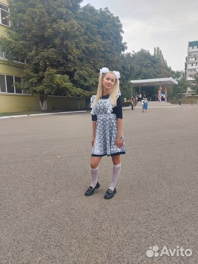 Школьный фартук и платье