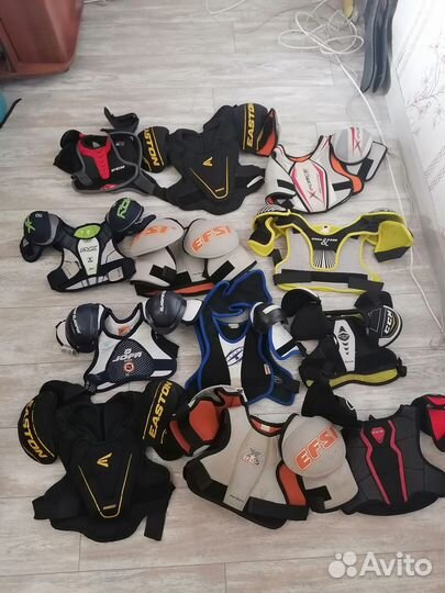 Нагрудник хоккейный детский на возраст 4-12 лет