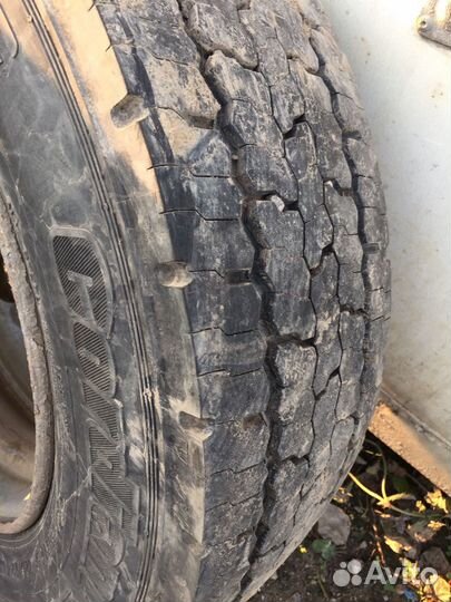 Шины бескамерные 17.5