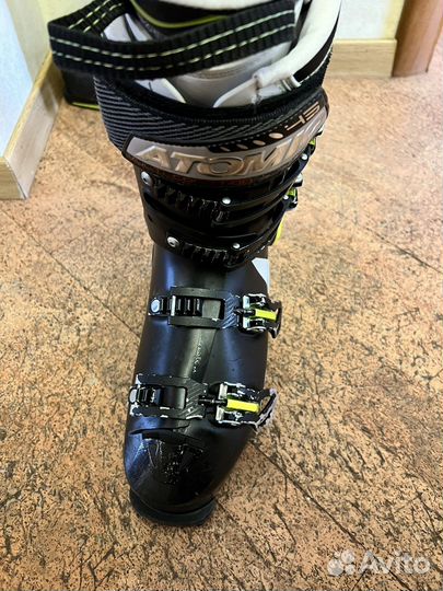 Горнолыжные ботинки atomic hawx ultra