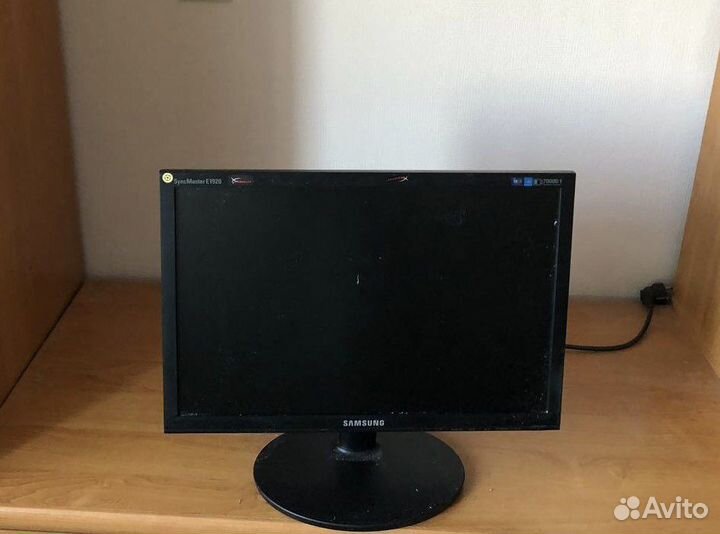 Монитор Samsung e1920
