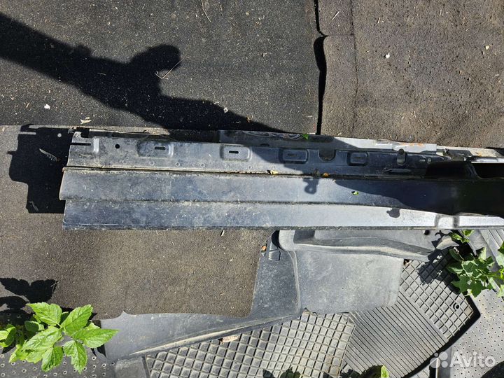 Порог левый Skoda Octavia A5