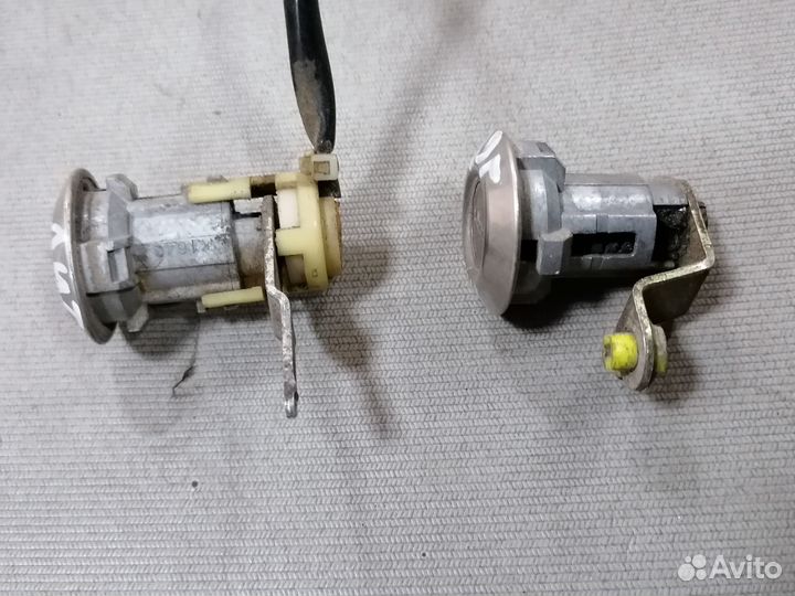 Личинка Замка Toyota Liteace 1985-1991