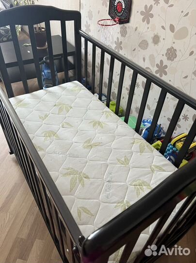 Кроватка детская