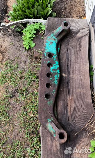 Серьга буксировочная