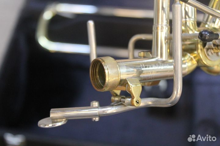 Бас тромбон Holton TR-181