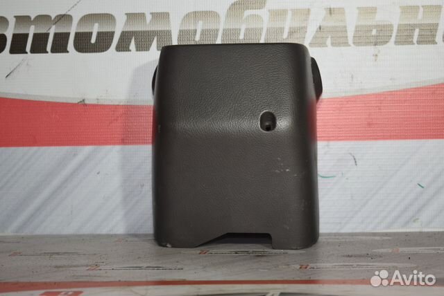 Кожух рулевой колонки c Toyota Crown Majesta UZS18