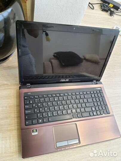 Asus K53s, core i7, nvidia gt540m, 240SSD
