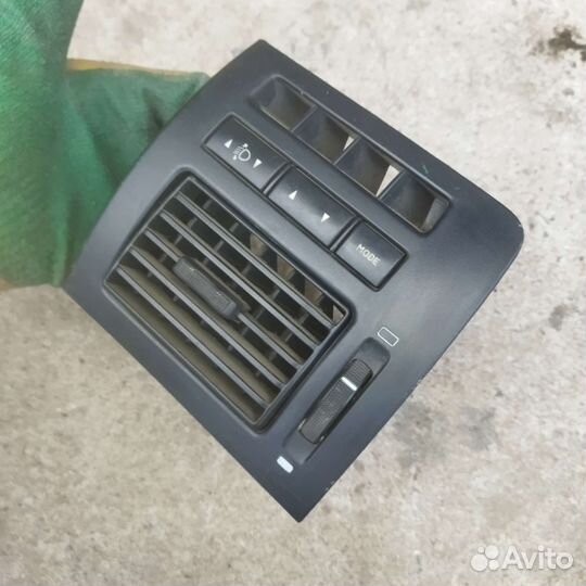 Дефлектор в торпедо левый Fiat Albea