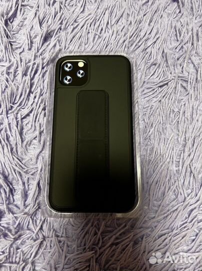 Чехлы на iPhone