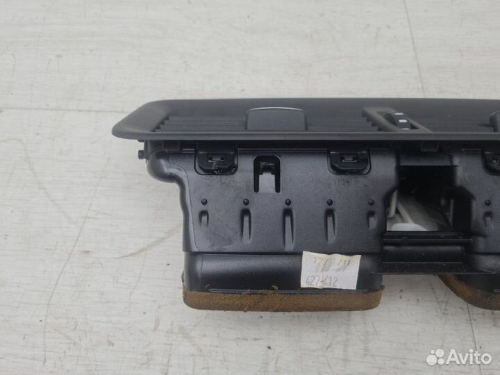 Дефлектор центральный Land Rover Range Rover L322