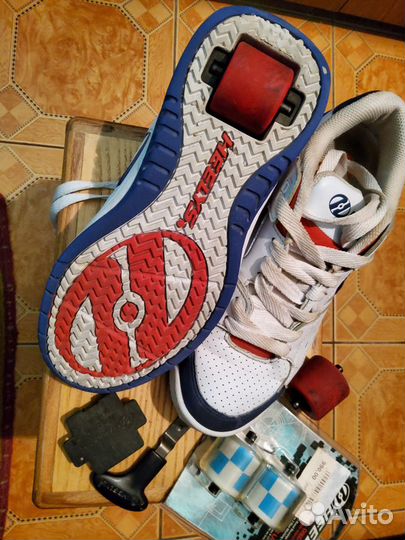 Кроссовки на роликах Heelys, мужские бу