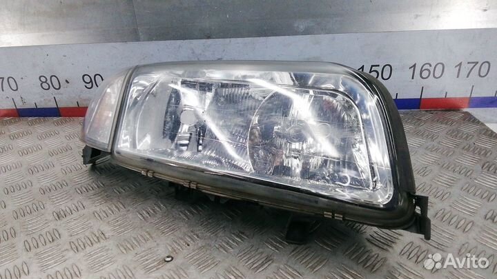 Фара правая Volvo S80 2000