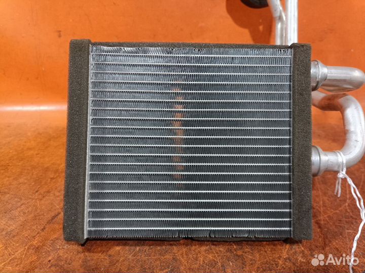 Радиатор печки Nissan Gloria HY34