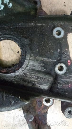 Передняя крышка двигателя K7J Renault Simbol II