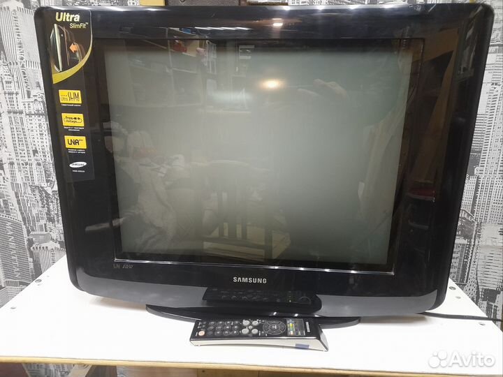 Телевизор samsung