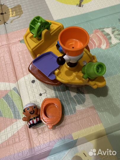 Игрушка для купания Пиратский корабль