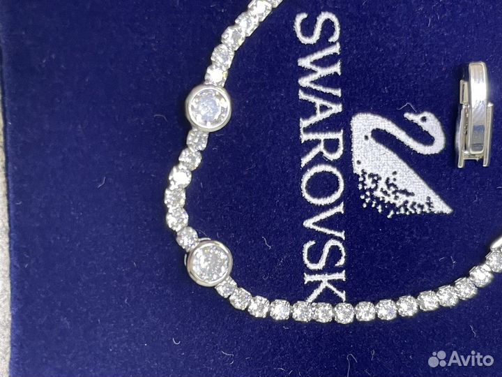 Браслет с кристаллами Swarovski