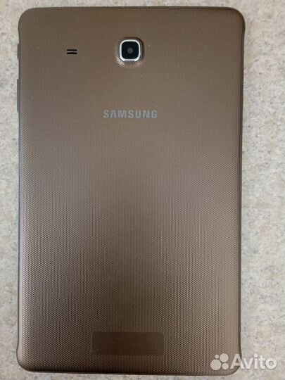 Планшет Samsung galaxy tab E