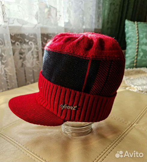 Шапка на флисе с козырьком