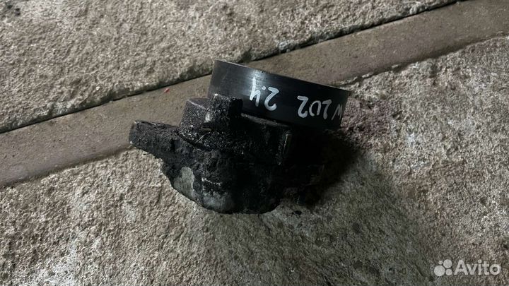 Натяжной ролик mercedes w202