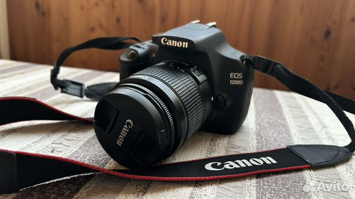 Фотоаппарат canon 1200d