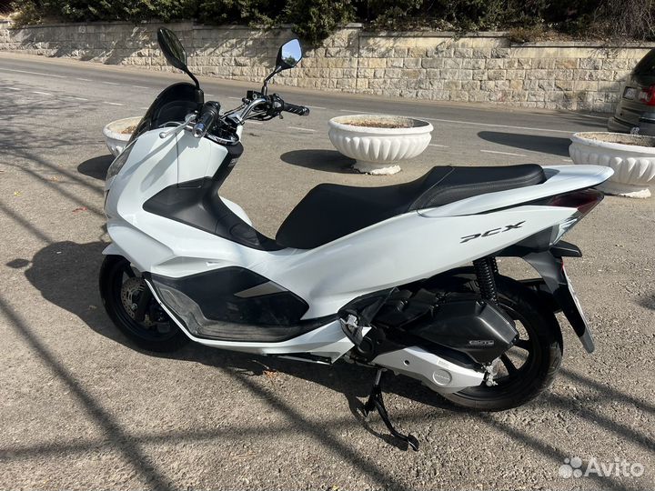 Скутер honda PCX 150